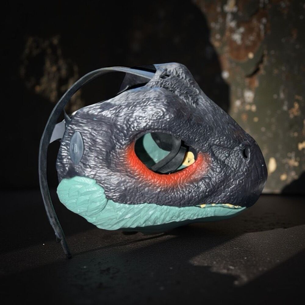 Mattel Jurassic World Dominion THERIZINOSAURUS Dinosaur Mask